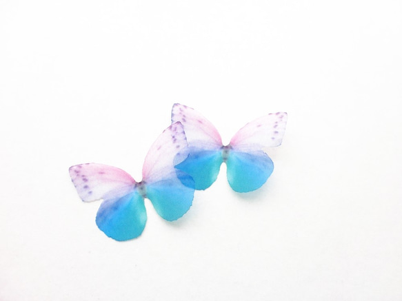 ちょうちょのパーツ 5cm シフォン オーガンジー 素材 蝶々 パーツ 蝶 ブルー ピンク オーロラ  ちょうちょ 1 2枚目の画像