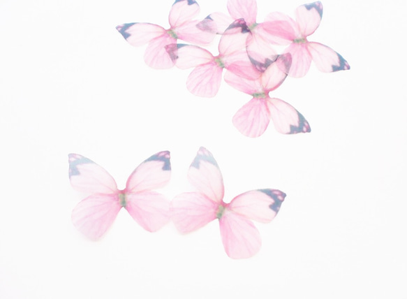 ちょうちょのパーツ 3cm シフォン オーガンジー 素材　蝶々 蝶 パーツ ピンクブラック 34 1枚目の画像