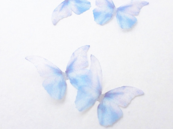 ちょうちょのパーツ 3cm シフォン オーガンジー 素材　蝶々 パーツ ブルー　水色 22 1枚目の画像