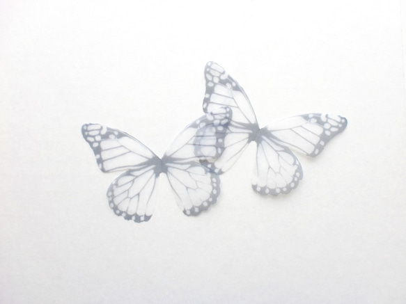 ちょうちょのパーツ 4cm　シフォン オーガンジー 素材 白 黒 蝶 パーツ マダラチョウ 蝶々 25 5枚目の画像