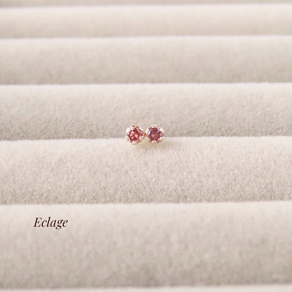 〈10K〉ピンクダイヤモンドのスタッドピアス（2mm） 1枚目の画像