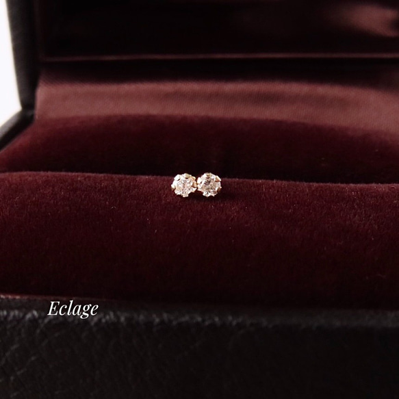 〈10K〉天然ダイヤモンドのスタッドピアス（2mm） 1枚目の画像