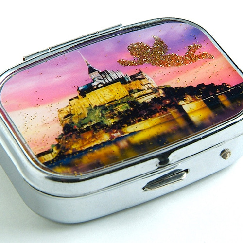 フランスアンティーク 天使 モンサンミッシェルの小箱 ピルケース