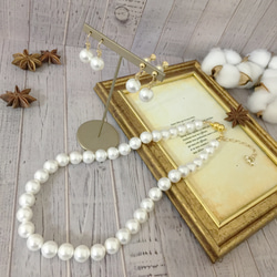 Shell pearl necklace & earring set / gold 1枚目の画像