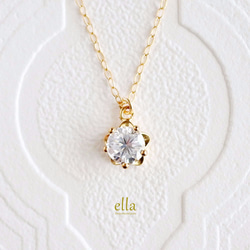 再販x8[14kgf]日々草のジルコニアネックレス、フラワー 大粒CZ ゴールドフィルド ネックレス 1枚目の画像