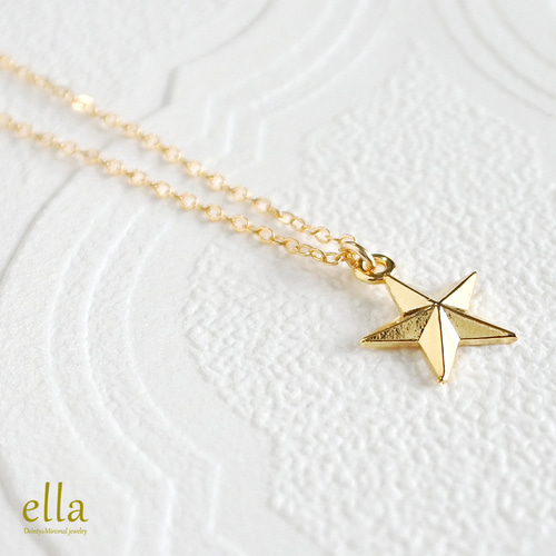 再販x2[14kgf]ノーティカルスターネックレス、小さな星のゴールド