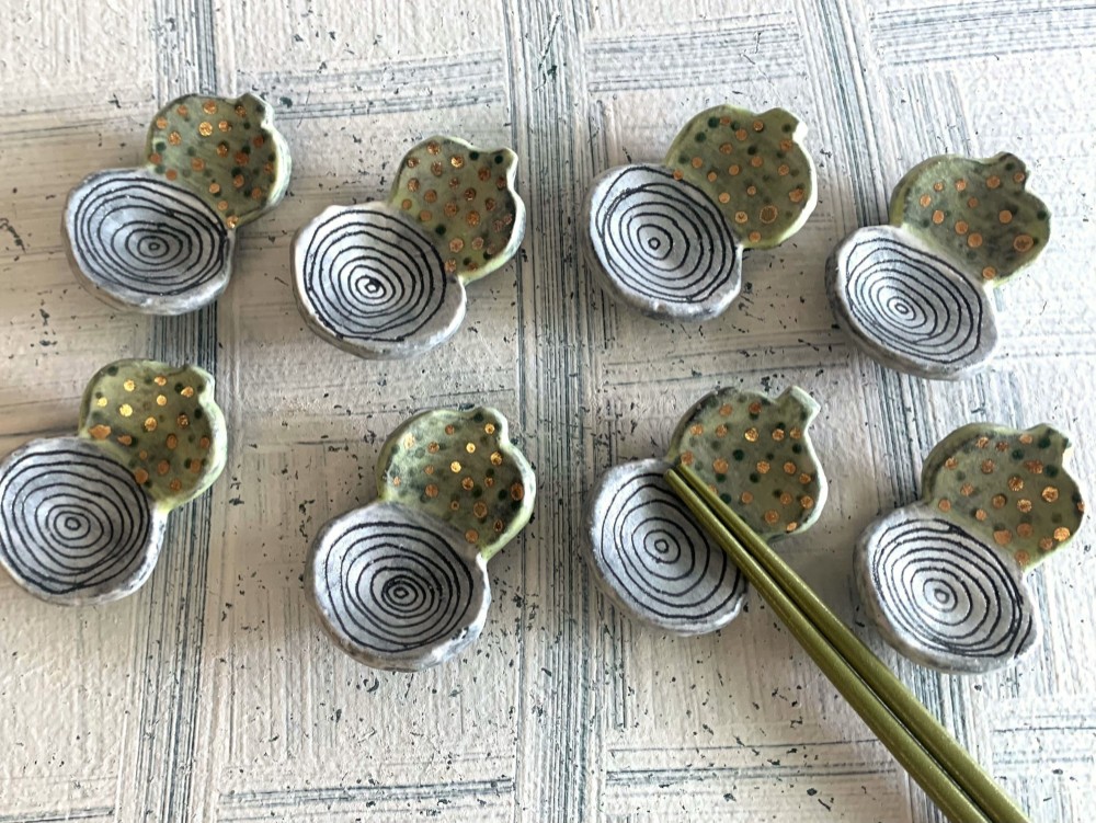 ひょうたん型の箸置きは注目に値する_陶器の箸置き 箸・箸置き