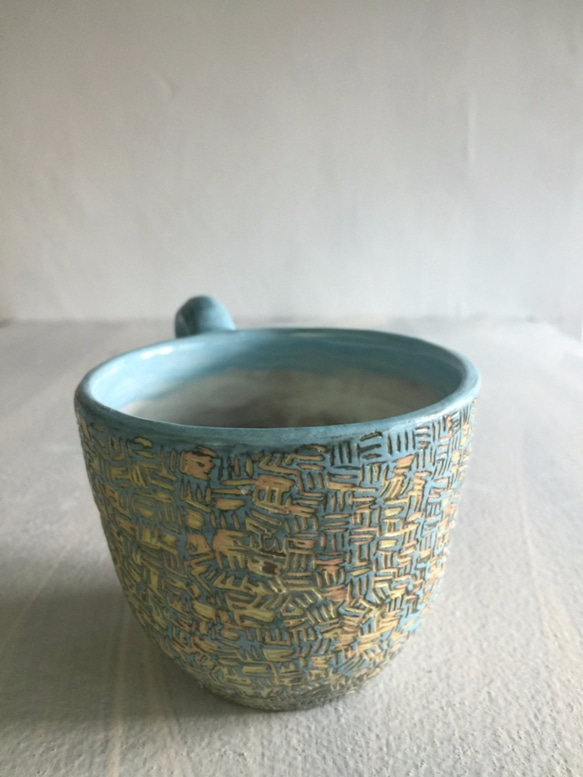 陶器のマグカップが発生した湖の青と緑のガラス_ 3枚目の画像