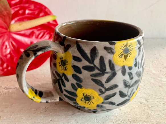 黃花與藤蔓咖啡杯_陶器馬克杯 第2張的照片