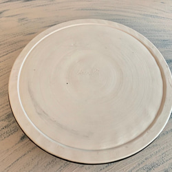 黑白幾何紋白陶圓盤_陶器餐盤 第3張的照片