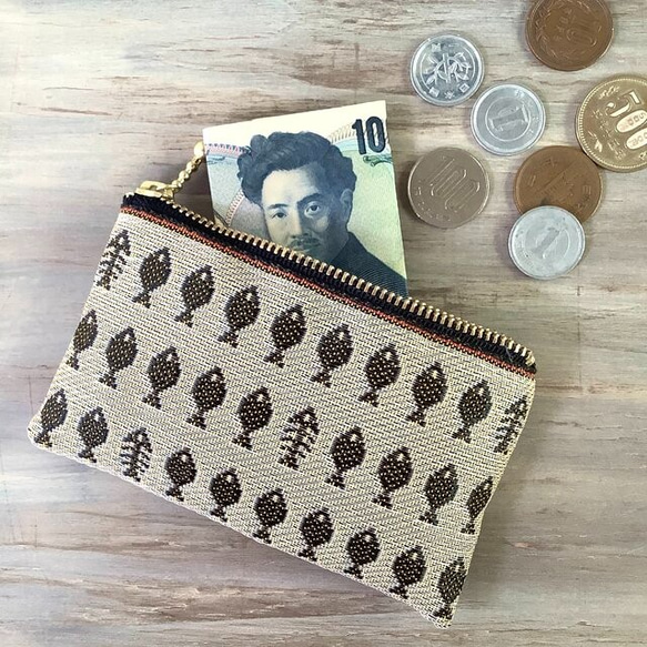 畳縁  硬幣錢包　名片夾　魚　日式　 枯葉顏色 第4張的照片