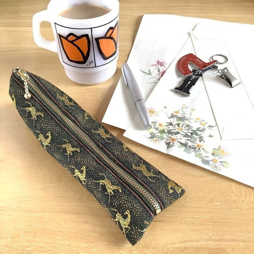 アハルテケ】畳縁 馬柄 ミニポーチ テトラ型 小銭入れ 和風 ポーチ