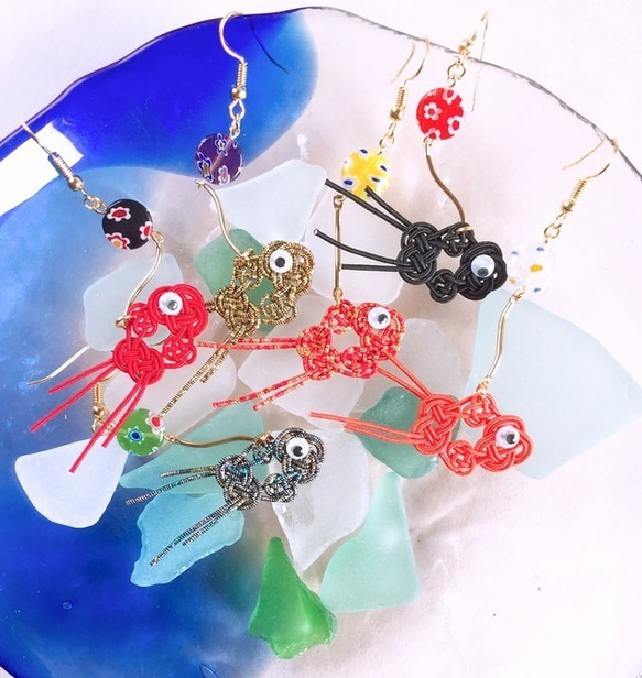 水引“Mizuhiki”製作　金魚　耳環　千花玻璃珠　朱紅　日式 第4張的照片