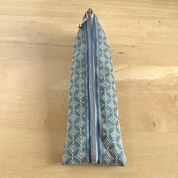 畳縁  鱗片圖案　筆盒　日式　景泰藍圖案　淺藍色 第2張的照片