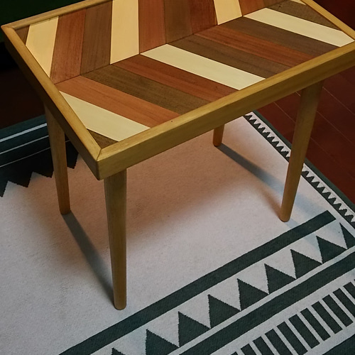 ヘリンボーン サイドテーブル サイドテーブル Kamon 通販 4362476