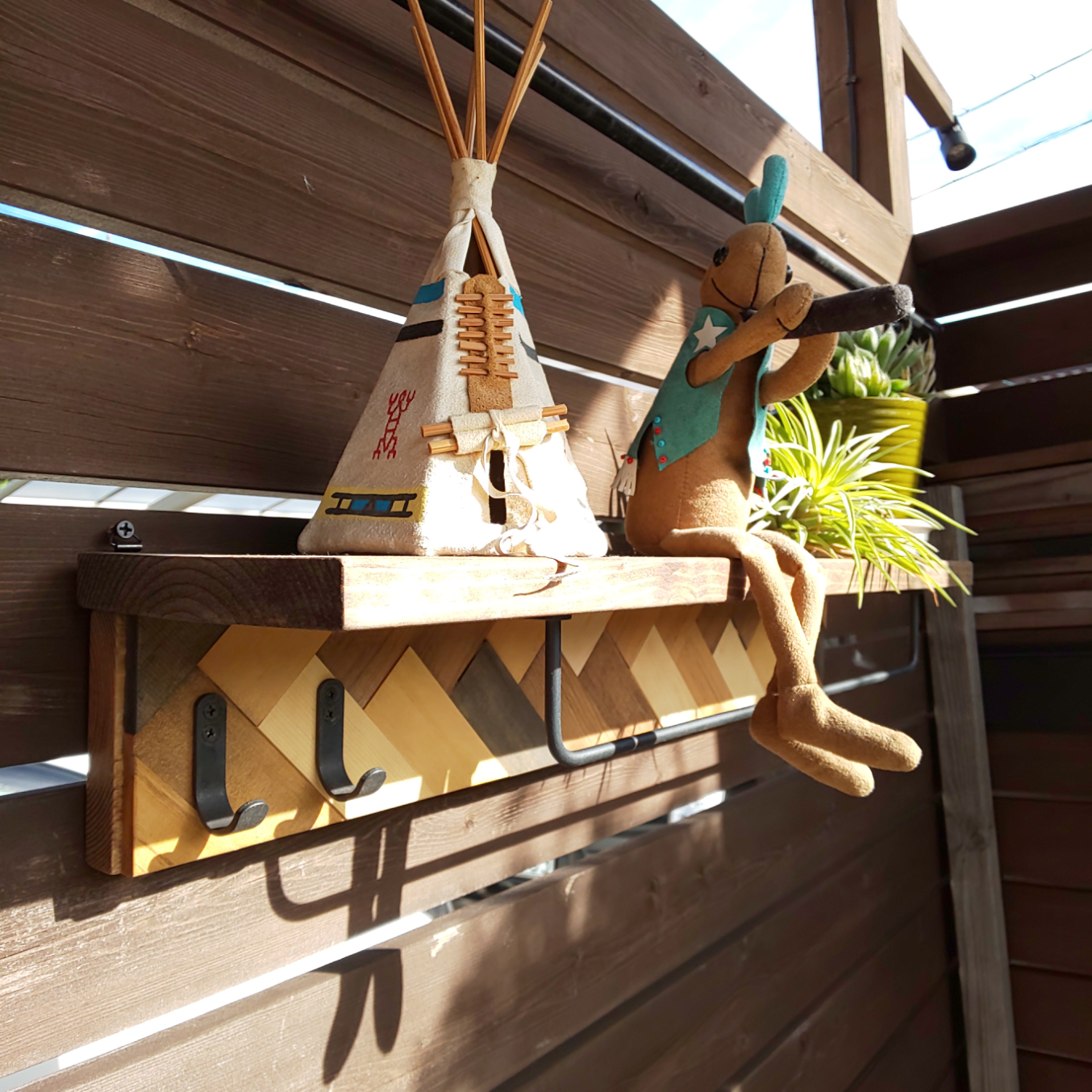 棚板奥行き14cm ウォールシェルフ 2連アイアンフック付き