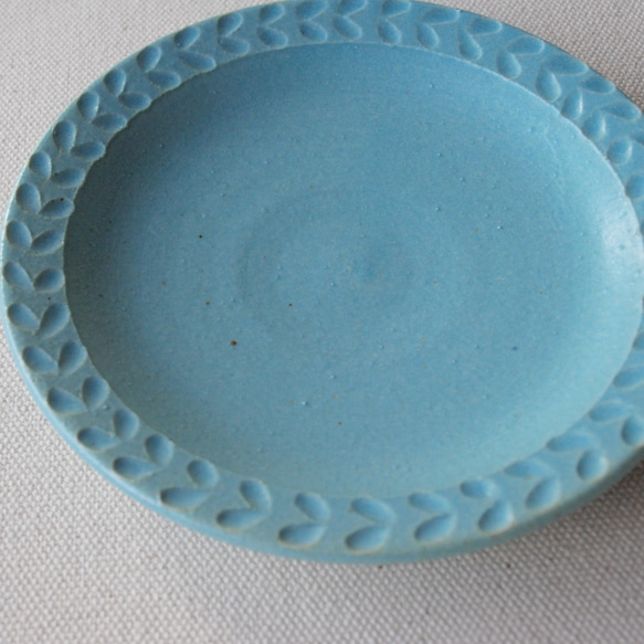 12.5ｃｍ小皿　ブルー双葉　 4枚目の画像