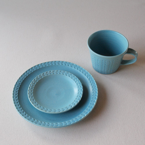 12.5ｃｍ小皿　ブルー双葉　 7枚目の画像