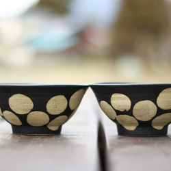 お茶碗　黒　イエロードット　陶器　黄色　水玉 3枚目の画像