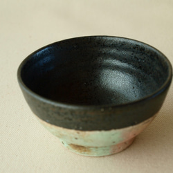 【kuro小鉢　2　】　黒　ピンク　グリーン　小鉢　陶器　10ｃｍ　3.5寸 6枚目の画像