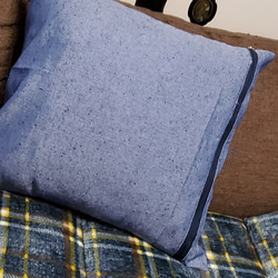 猫毛糸刺繍のクッションカバー　ロシアンブルー 2枚目の画像