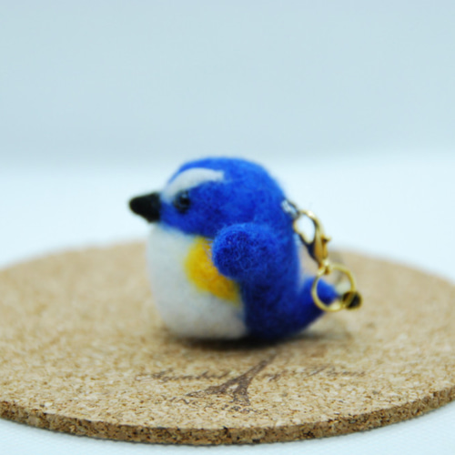 羊毛フェルト　チンパンジーストラップ　夏限定 送料無料】羊毛フェルト ストラップ ルリビタキ 幸せの青い鳥 羊毛
