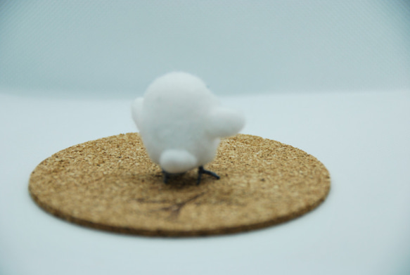 【送料無料】羊毛フェルト  置物　文鳥 （白文鳥） 4枚目の画像