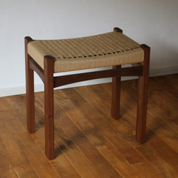 編み座面のスツール（ウォールナット） 椅子（チェアー）・スツール