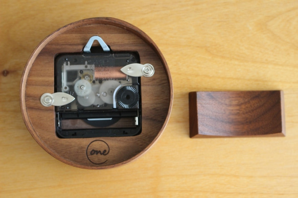 シェーカースタイルの置き時計（ブラックウォールナット） 7枚目の画像