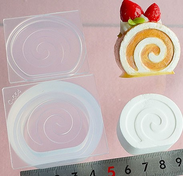 ロールケーキモールド S97)シリコンモールド ロールケーキ 38mm×32mm レジン・樹脂 you222