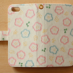 手刺繍柄プリント 手帳型iPhoneケース／花柄 3枚目の画像