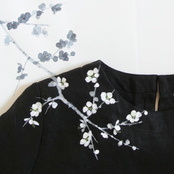 亞麻/短袖連衣裙黑色&lt;白梅花&gt; 第3張的照片