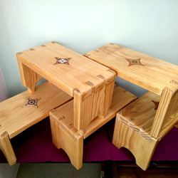 鑲花磚‧鳩尾榫矮凳(紐西蘭松木)--E款 第3張的照片