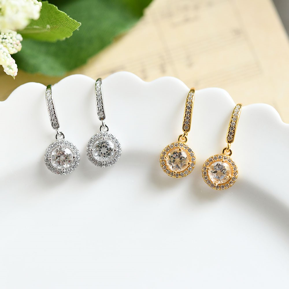 自分に必要なものやチャンスを引き寄せる石 ホワイトトパーズとジルコニアのフックピアス　11月誕生石