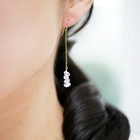 極上 ハーキマーダイヤモンド　氷雪ピアス イヤリング変更可 4月の誕生石 5枚目の画像