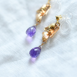 愛の守護石 アメジストのフラワーノンホールピアス　2月誕生石 3枚目の画像