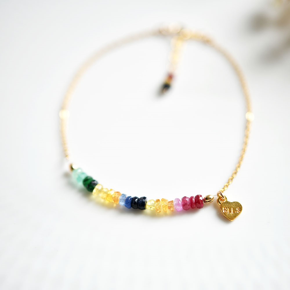 勝利+冷静+知恵を象徴する石 エメラルド ルビー サファイアのカラフル 虹のブレスレット