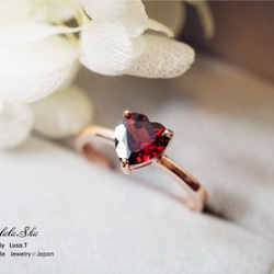 「RLL.S」 1月誕生石 宝石質 ガーネット 指輪　ピンキーリング   赤いハート リング 2枚目の画像