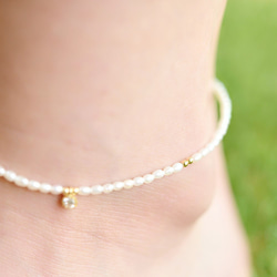 健康・富・長寿・純潔を象徴する ミニ淡水パールのアンクレット　Bタイプ 3枚目の画像