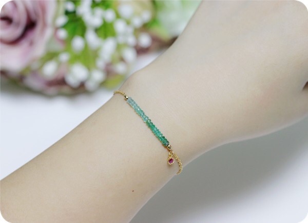 薄いグラデーション エメラルドのブレスレット～～ 5月誕生石 14KGFバージョン