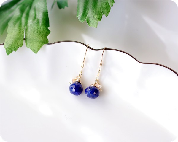 オニオン ラピスラズリ＆淡水パールのチェーンピアス 12月誕生石　イヤリング変更可