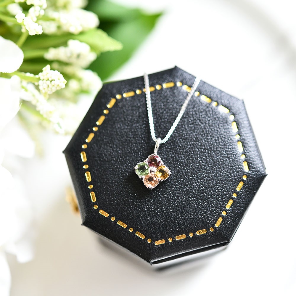 クローバー カラフルトルマリンのネックレス 10月誕生石