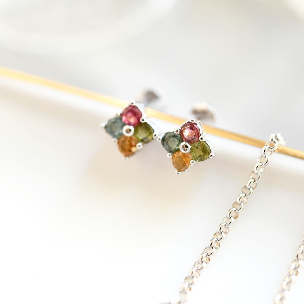 クローバー カラフルトルマリンのネックレス 10月誕生石