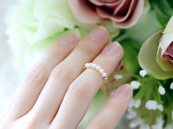 ベビーパール チェーンリング ファランジリング ピンキーリング　6月誕生石 3枚目の画像