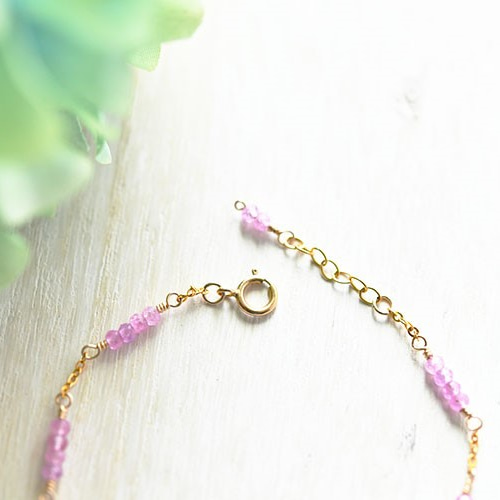 カリスマ性、勝利運、きん運などを高める ピンクサファイアの