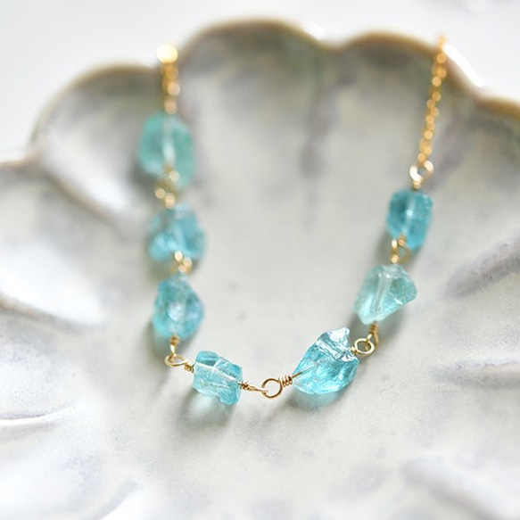 稀有的磷灰石手鍊，可加強和連結紐帶 第7張的照片