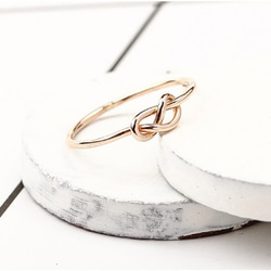 14KGF 良いご縁に恵まれるお守り　インフィニティ結びリング　ピンキーリング 3枚目の画像