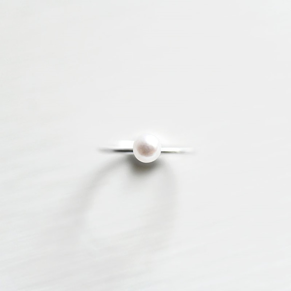 一粒淡水珍珠，分別帶來幸福的小指環，法朗吉環，六月誕生石 第3張的照片