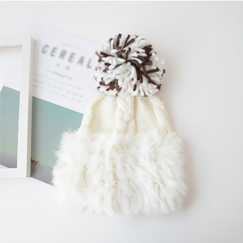 ふわふわオシャレ アンゴララビットファー ポンポン付きニット帽 3色