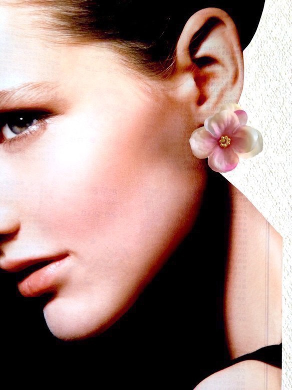 flower earring 3枚目の画像